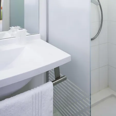 Ibis Budget Sud מלון
