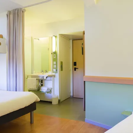 Ibis Budget Sud מלון