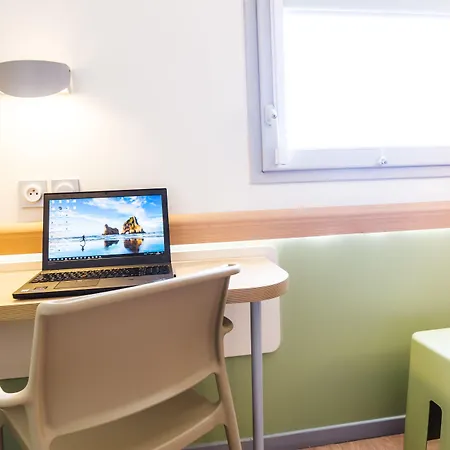 Ibis Budget Sud 2* 발랑스