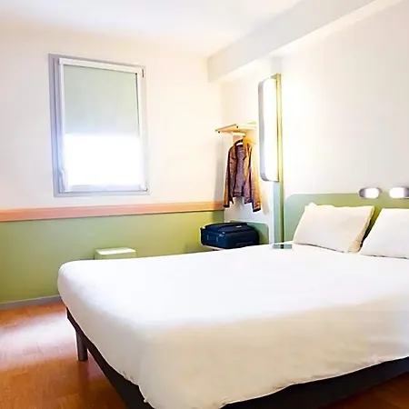 Ibis Budget Sud מלון