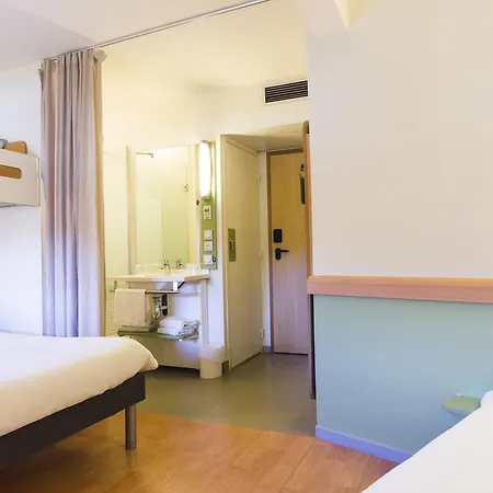 Ibis Budget Sud 호텔 발랑스